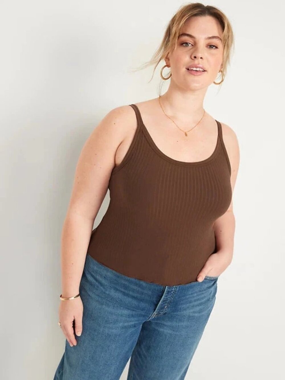 Old Navy Tight Ribbed Tank Scoop Neck Lettuce Edge Brown
